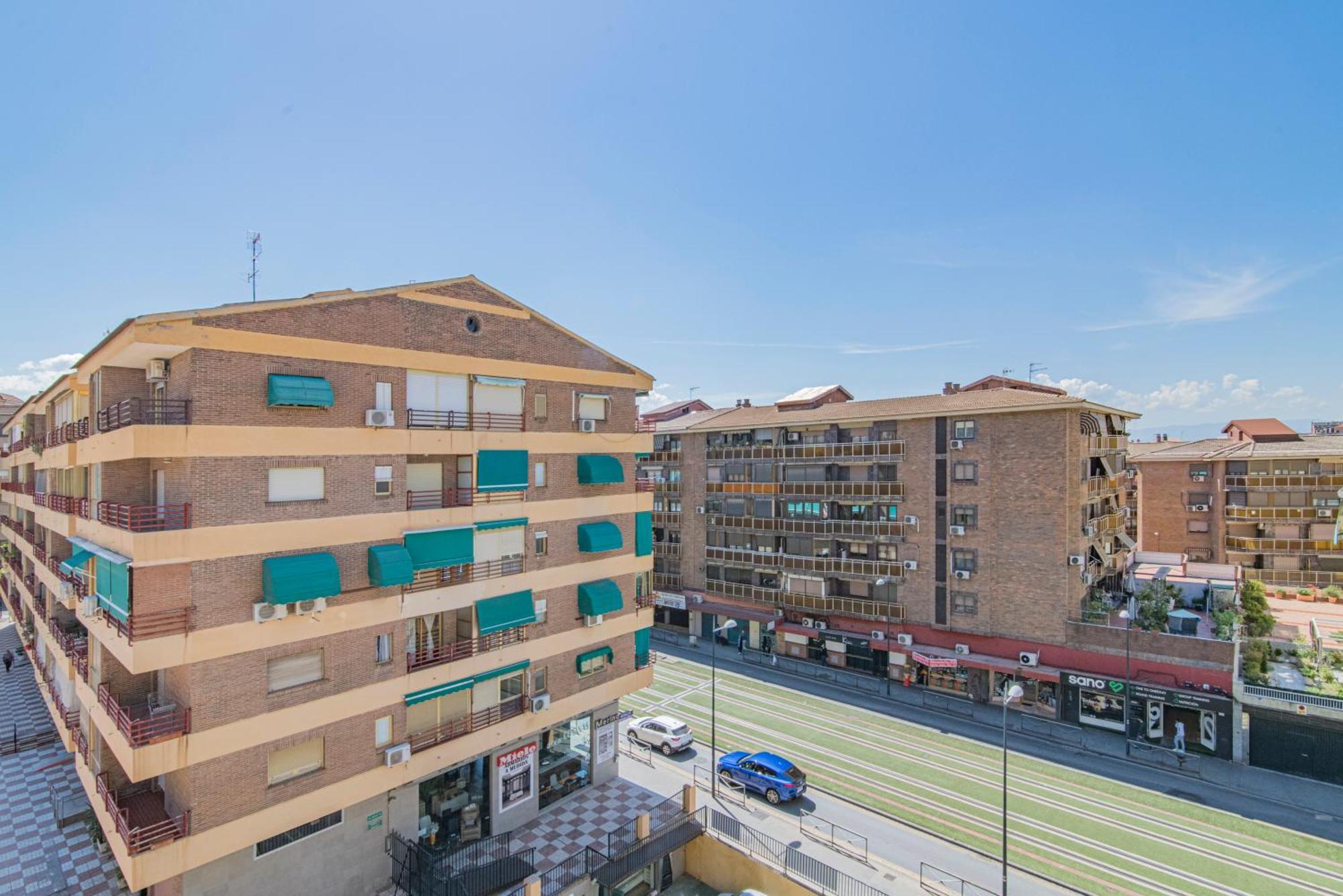 شقة Avenida Del Sur Retreat Con Terraza غرناطة المظهر الخارجي الصورة